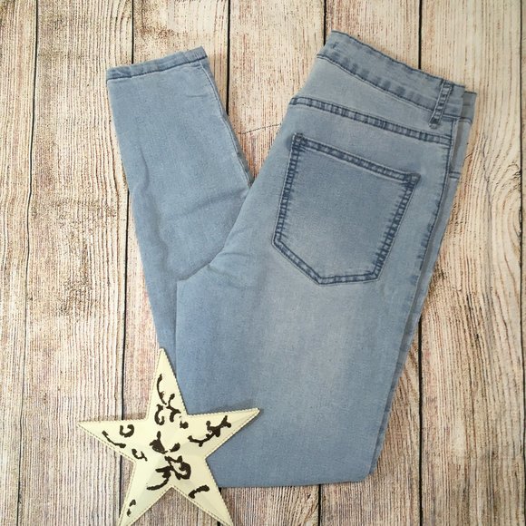 Forever 21 super soft jeans size 29 - U-15 - Picture 1 of 7